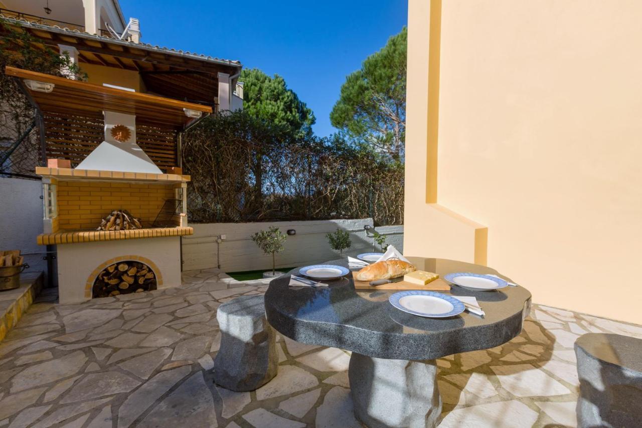 Louisa'S Summer House Kastania  Exterior photo